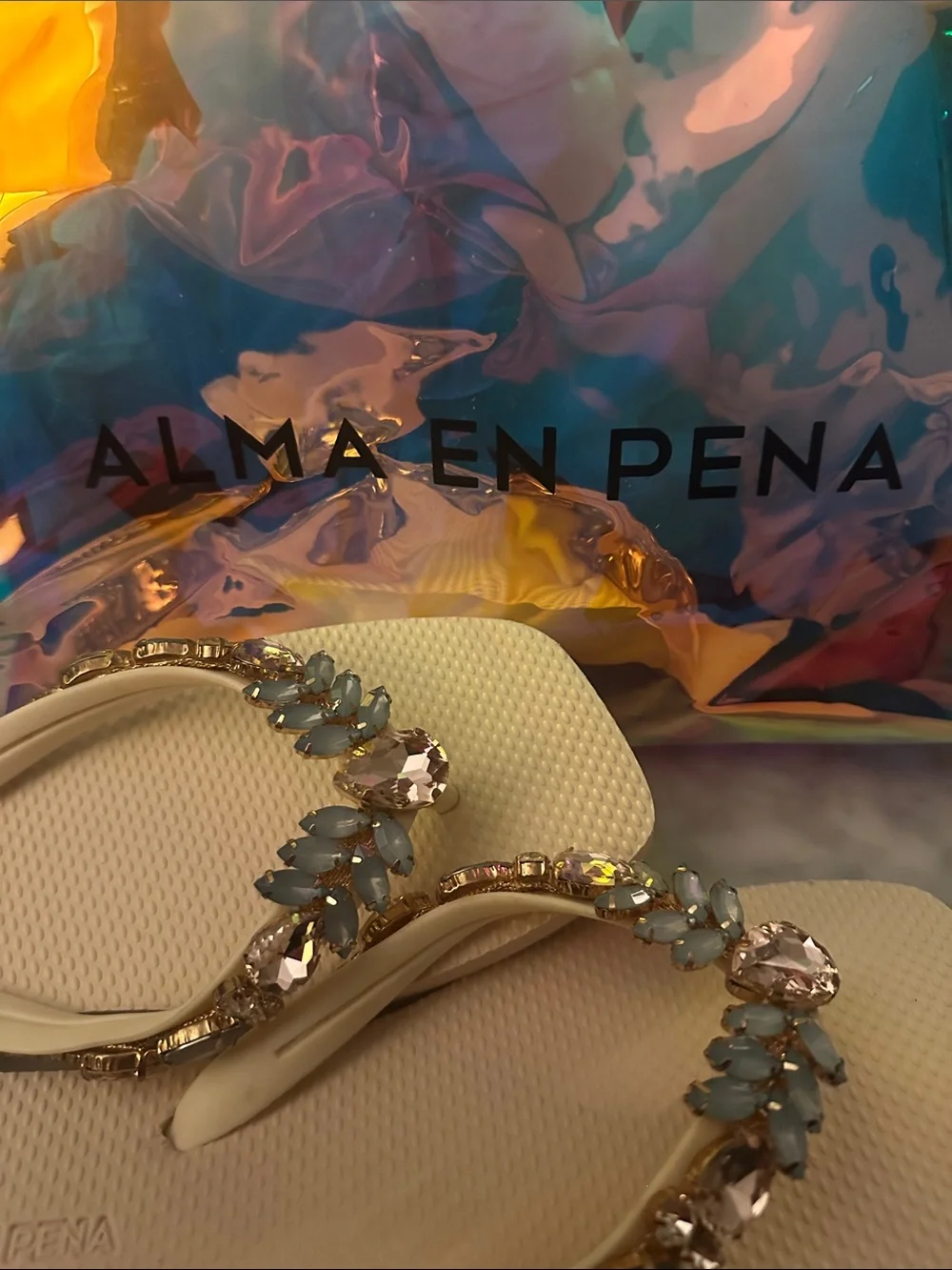 Alma en pena cream thong